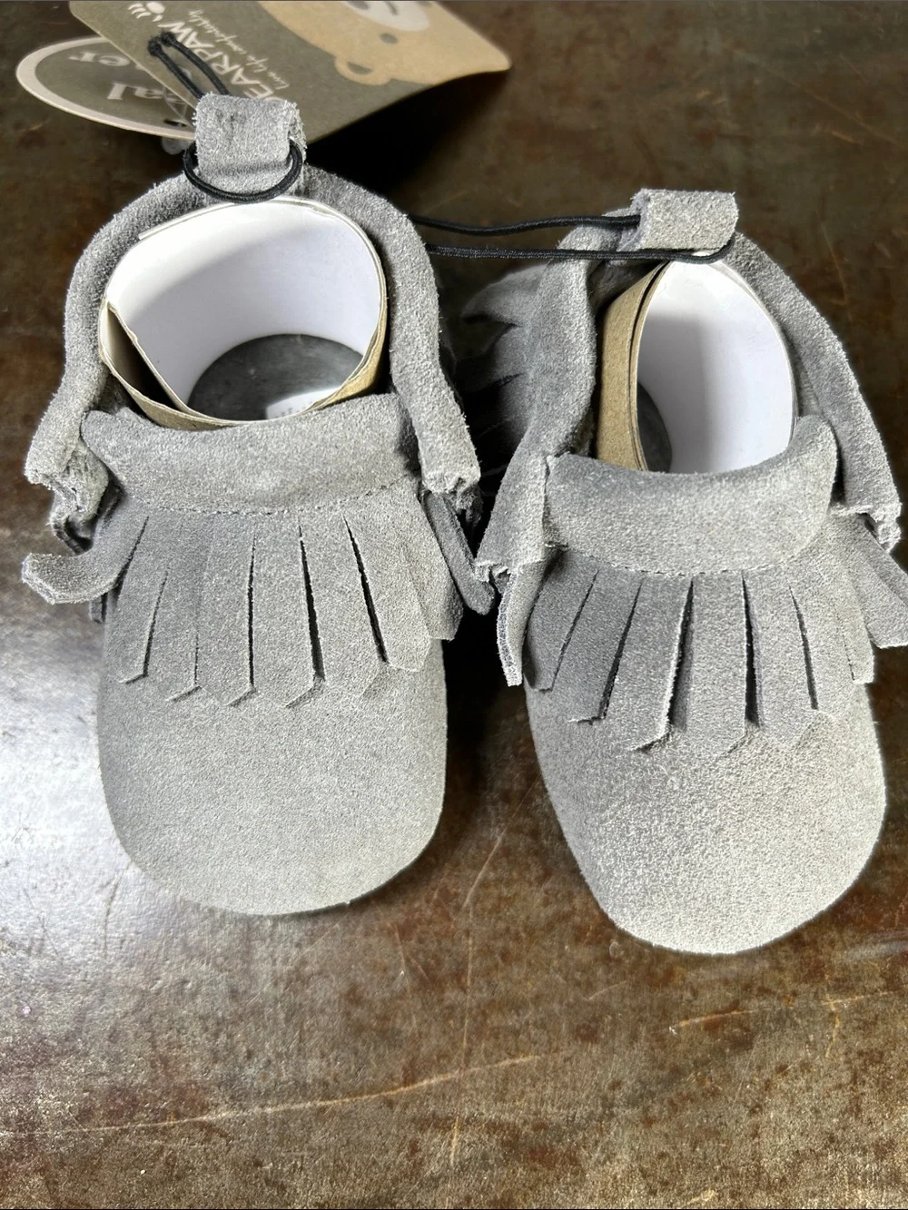 BearPaw Light Grey Fringe Suede Baby Moccasins Baby’s Size 0-6 months